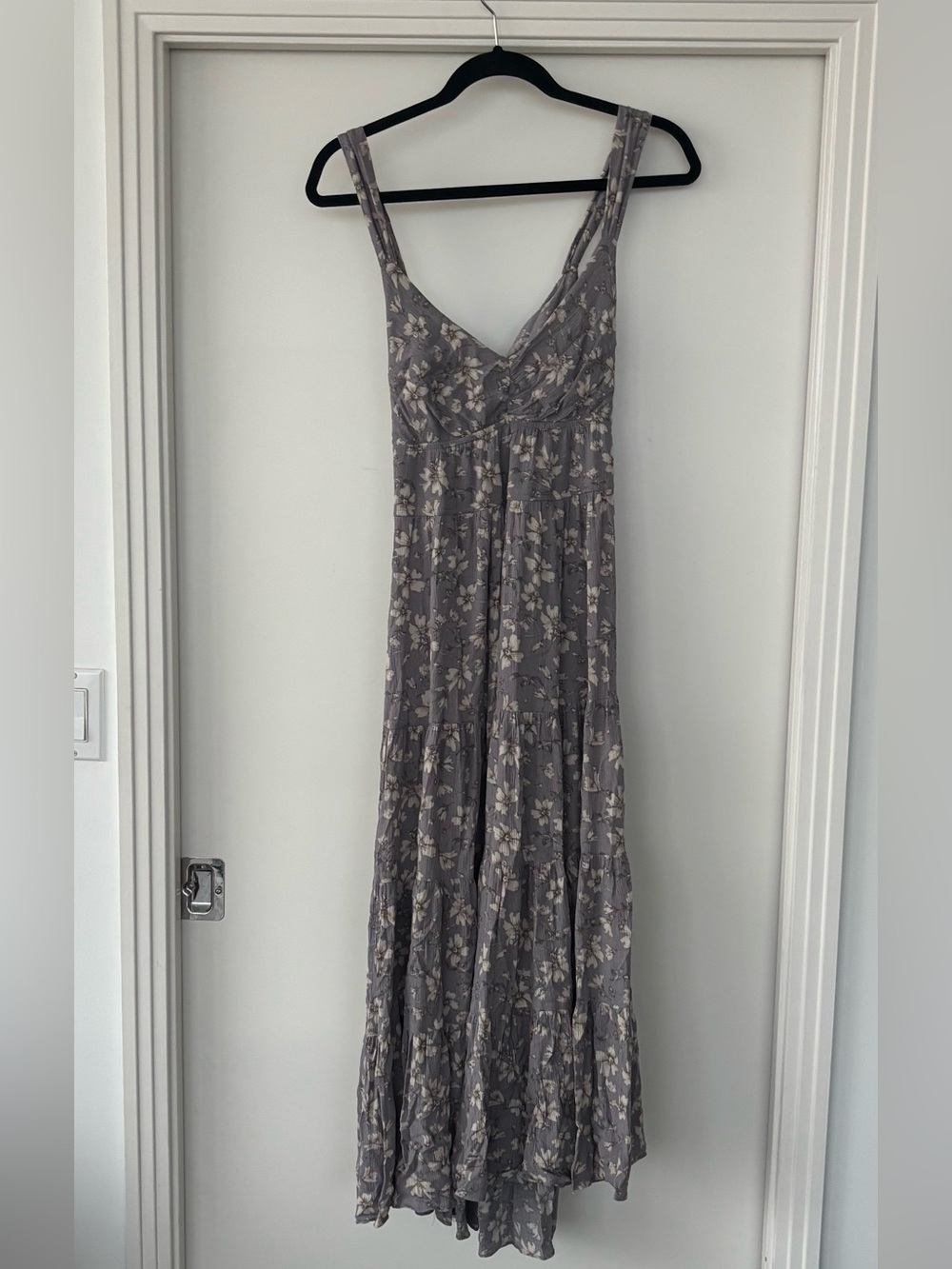 Olivia + James Floral Tiered Tie Back Maxi Dress Grey Size M